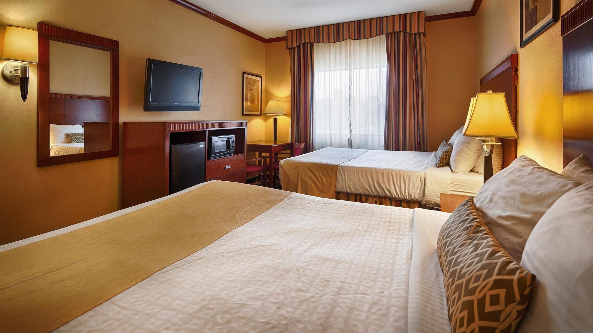 เบย์มอนต์ บาย วินด์แฮม แมคคอมบ์ Hotel แมคโคม ภายนอก รูปภาพ